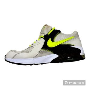 Nike Air Max Excee Youth 6 / Women 7.5